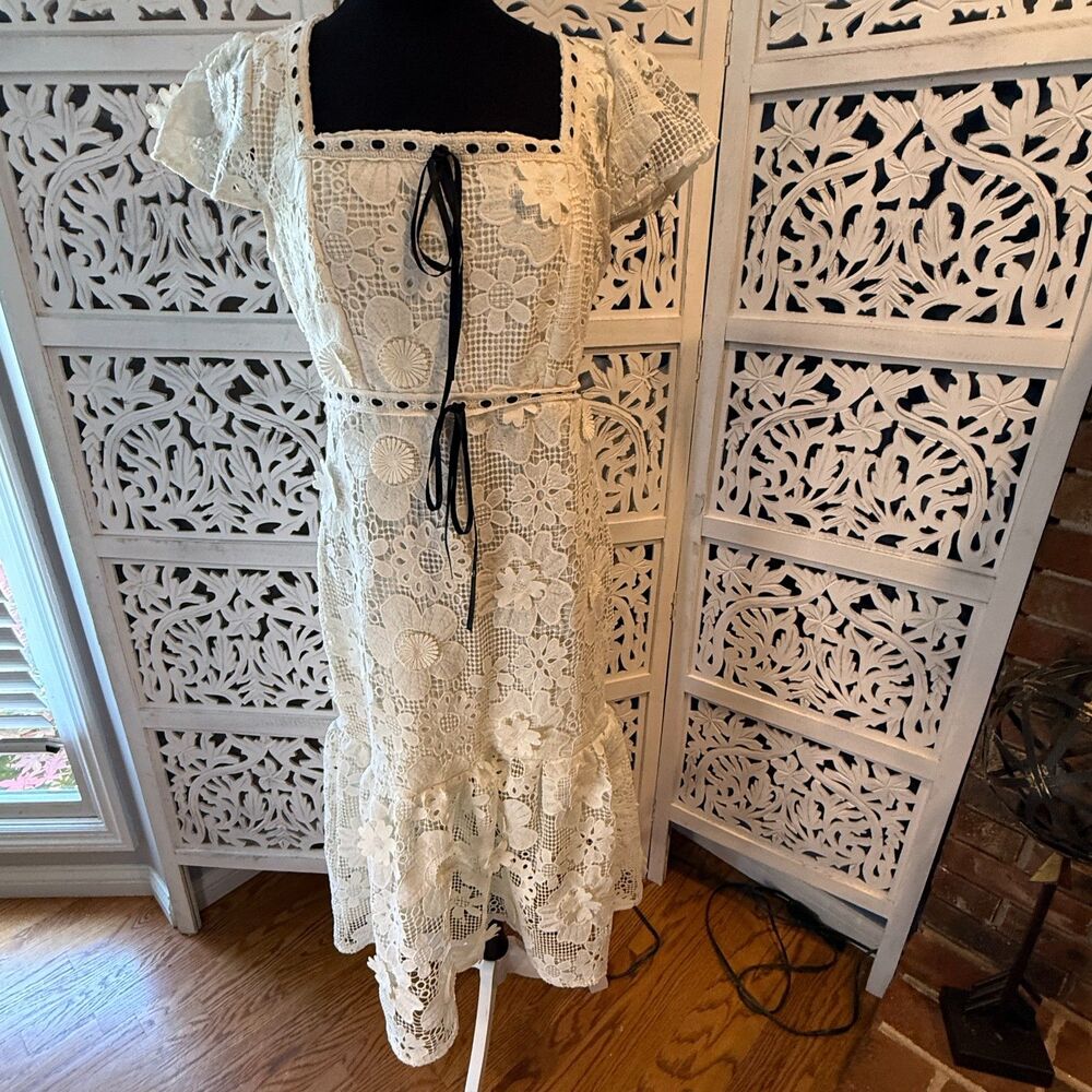 White Size Large Just Me Dress Woman Just Me Lace with Black accents